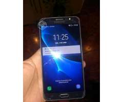 Celular liberado Samsung J7 - San Bernardo