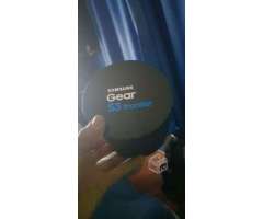 Smartwatch Samsung Gear frontier 3  - Padre Hurtado