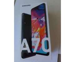 Samsung A 70 nuevo permuto por otro alta gama - Antofagasta