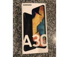 Celular Samsung A30 nuevo - Ã‘uÃ±oa