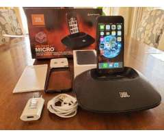 Iphone 7 mÃ¡s Dock de carga parlante JBL  - Buin